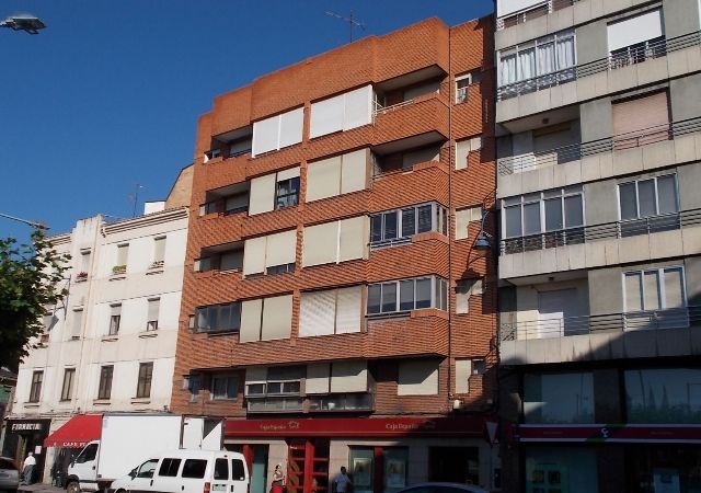 Exterior view of Flat for sale in León Capital 