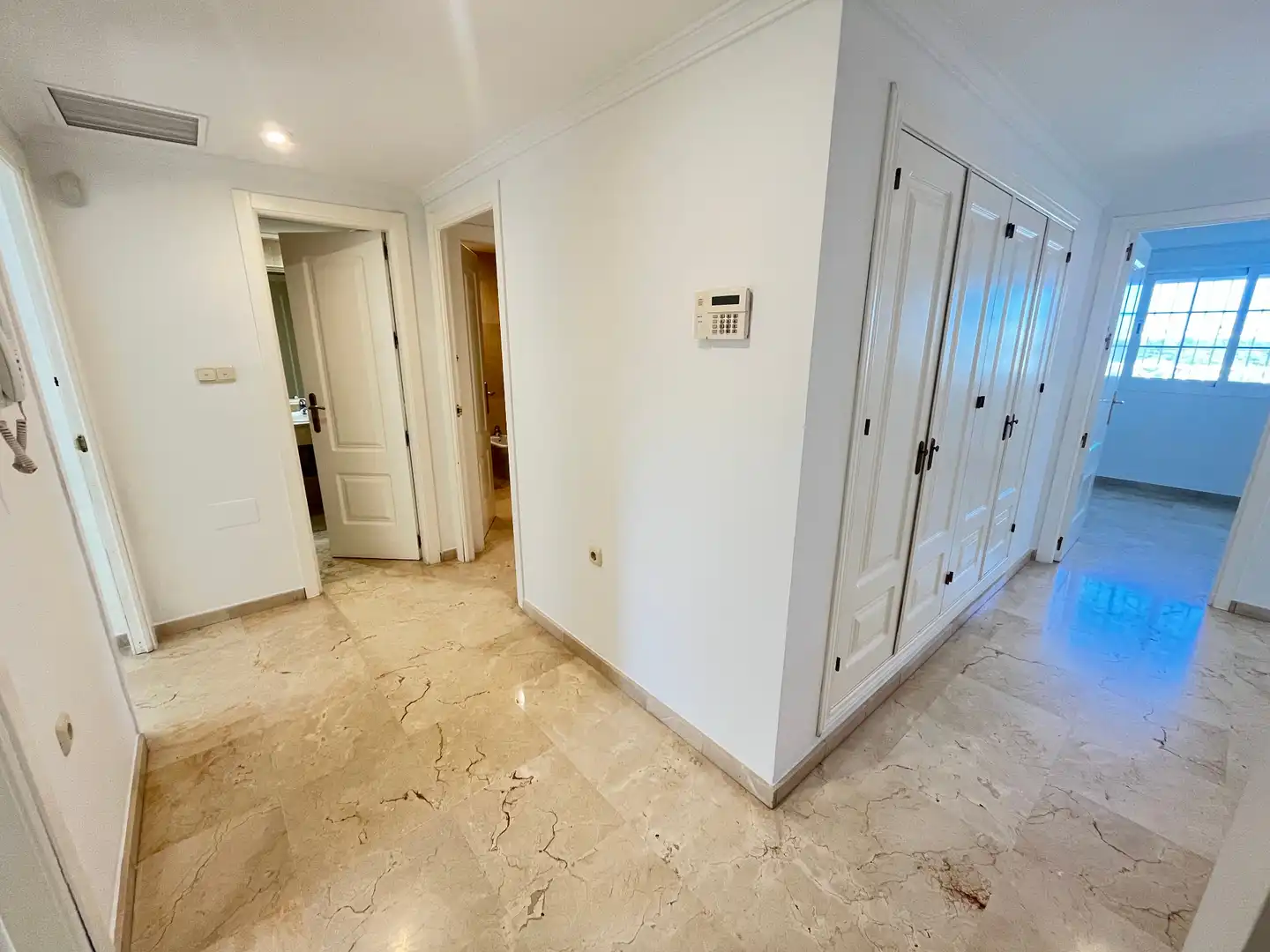 Ático de alquiler en Marbella con Aire acondicionado, Calefacción y Terraza