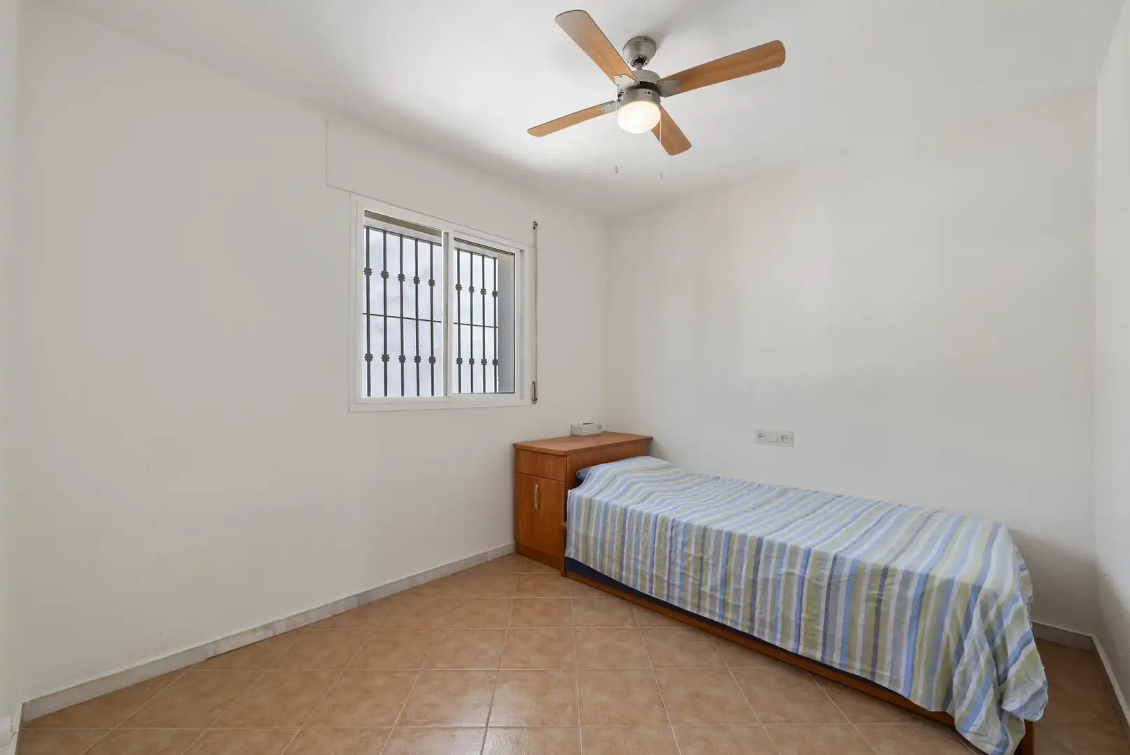 Habitación de Casa adosada en venta en Mijas con Aire acondicionado, Jardín privado y Terraza
