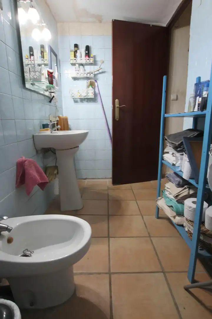 Bany de Finca rústica en venda en Badajoz amb Traster i Piscina