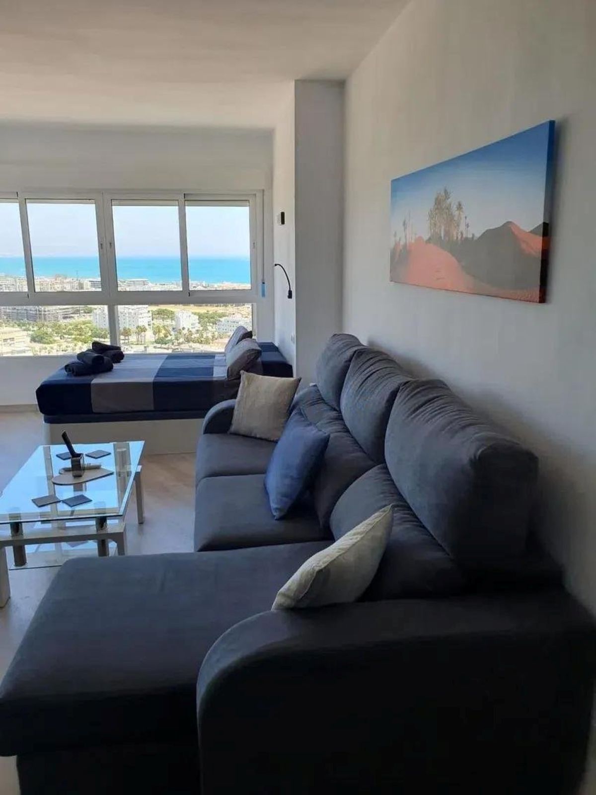 Sala de estar de Estudio en venta en Torremolinos con Piscina