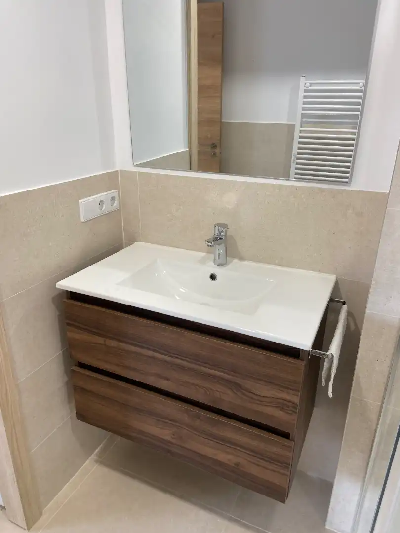 Bathroom of Flat for sale in Vigo   with Heating, Storage room and Furnished
