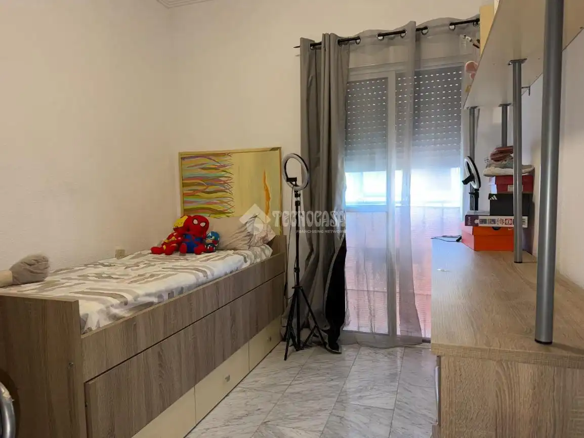 Habitación de Casa adosada en venta en Sevilla