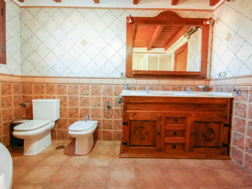 Baño de Casa adosada de alquiler en Coín