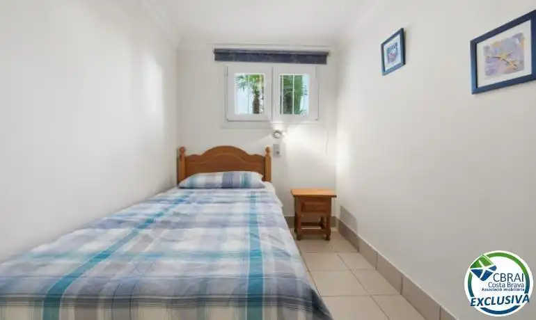 Schlafzimmer von Country house zum Verkauf in Roses mit Heizung, Privatgarten und Terrasse