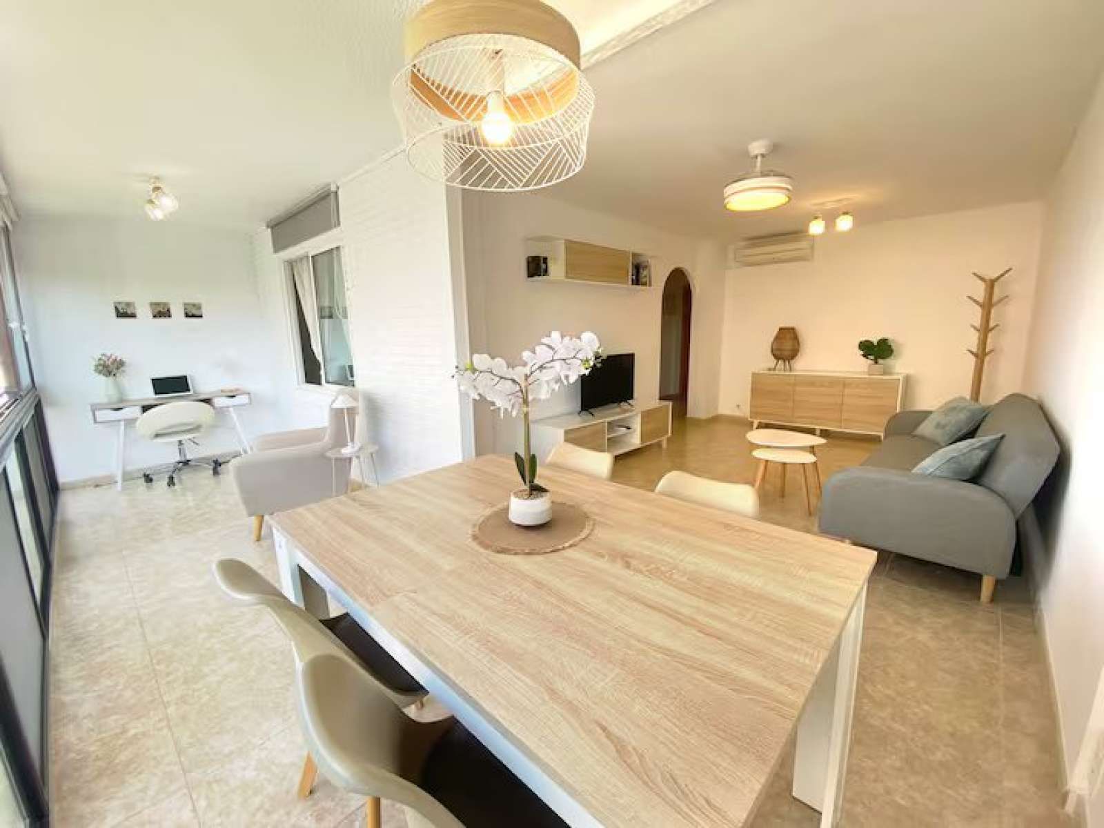 Esszimmer von Wohnungen zur untervermieten in Alicante / Alacant mit Klimaanlage, Terrasse und Möbliert