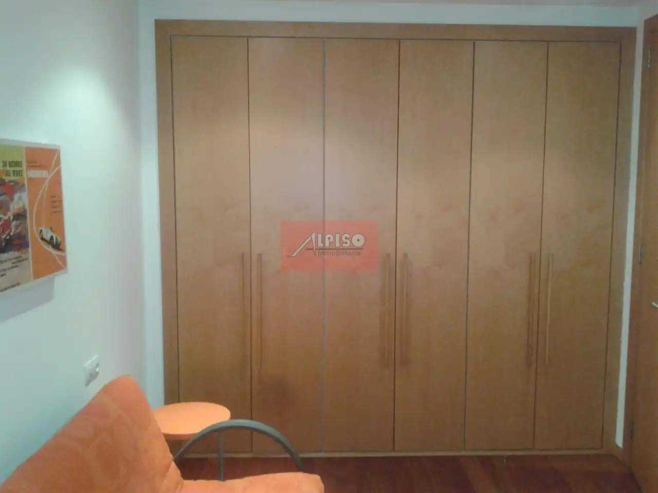 Schlafzimmer von Wohnungen zur Miete in Ourense Capital  mit Heizung, Parkett und Möbliert