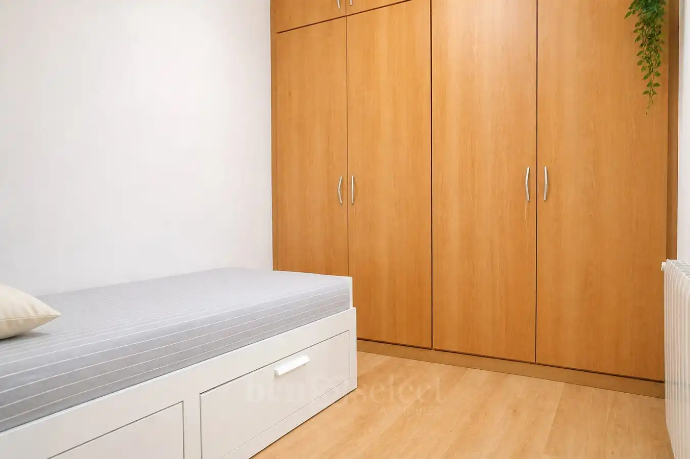 Dormitori de Pis en venda en Barcelona amb Calefacció, Parquet i Moblat