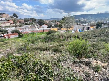 Terrenos y solares en venta en Avinguda Olesa de Bonesvalls