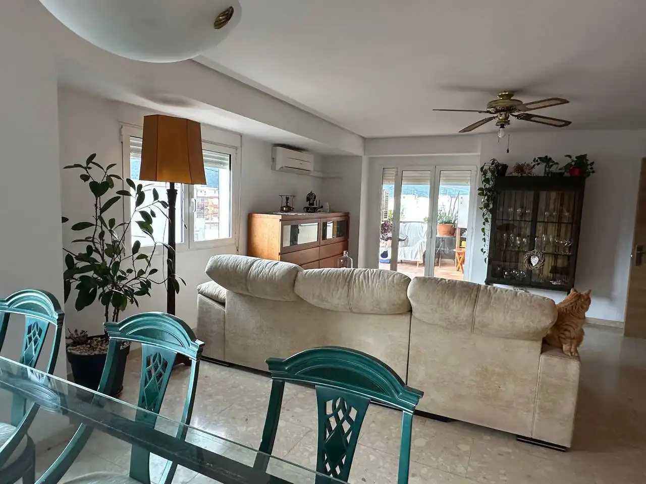 Sala de estar de Piso en venta en Gandia con Aire acondicionado, Calefacción y Parquet