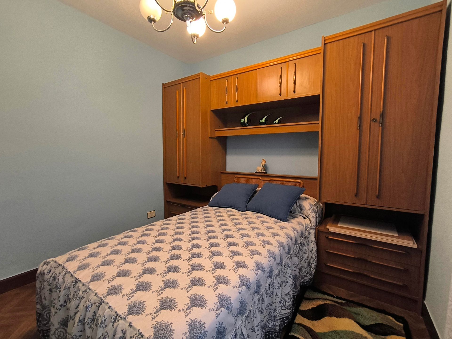 Dormitori de Pis en venda en Bilbao  amb Calefacció, Moblat i Forn