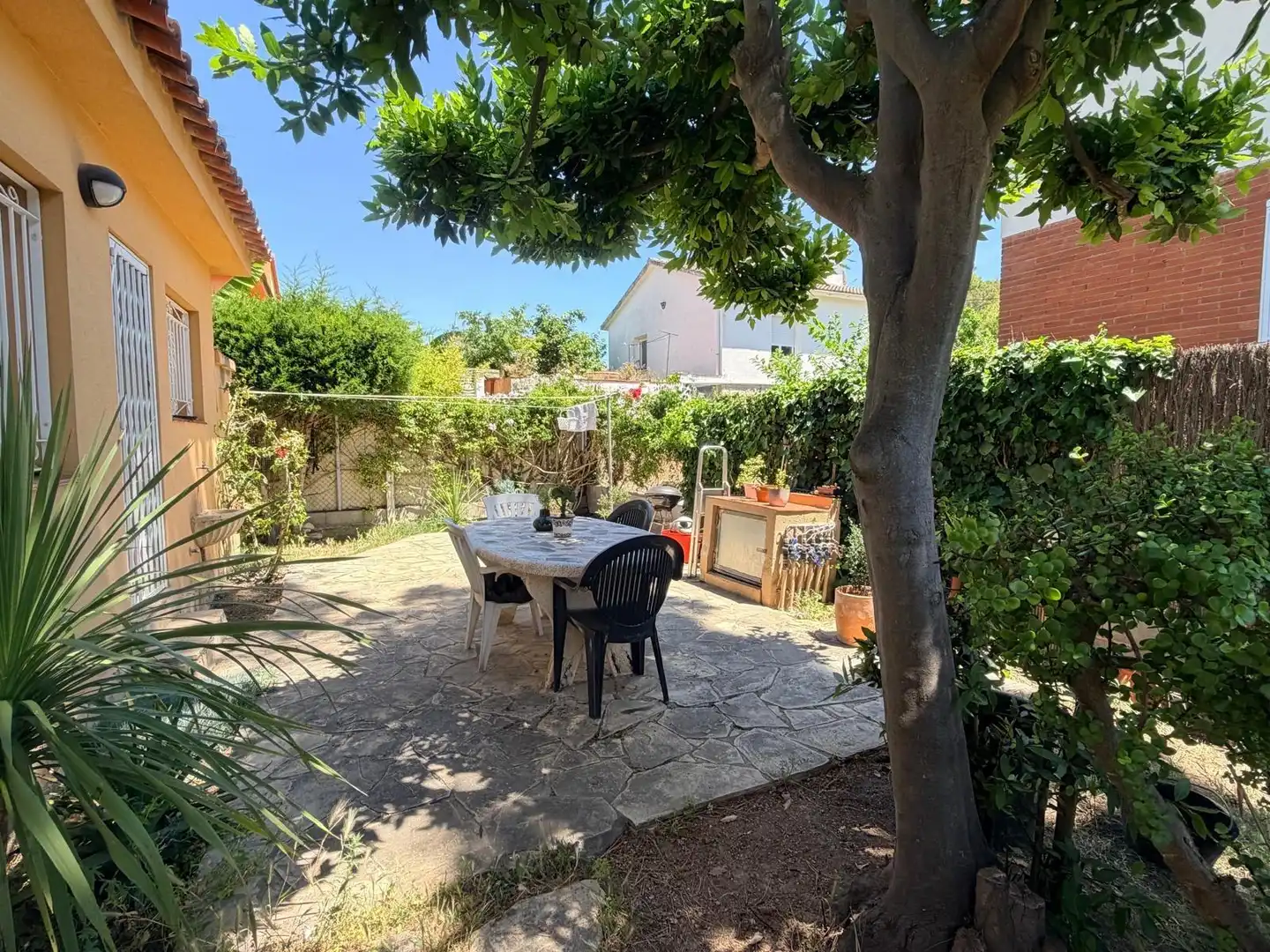 Jardí de Casa o xalet en venda en Cunit amb Calefacció, Jardí privat i Piscina