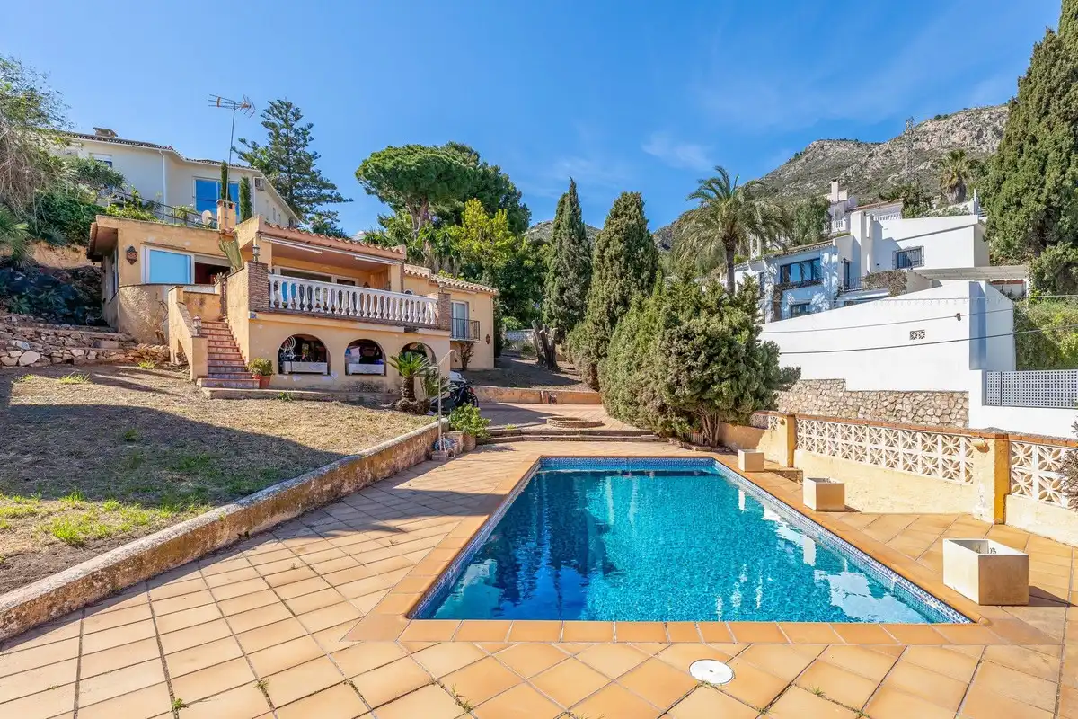 Exterior view of Houses for sale in Benalmádena  with Air Conditioner, Private garden and Terrace