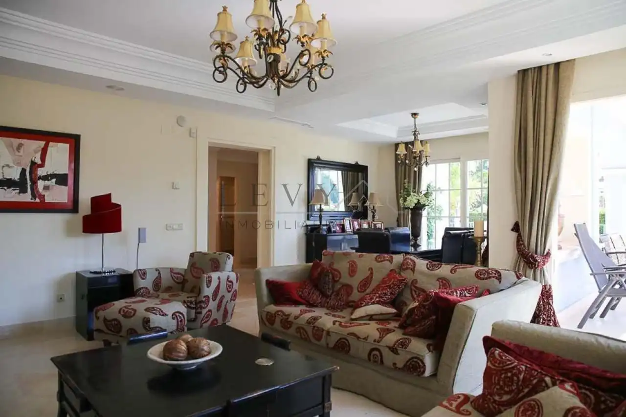 Maison avec piscine à vendre à Nueva Andalucía, imagen 5