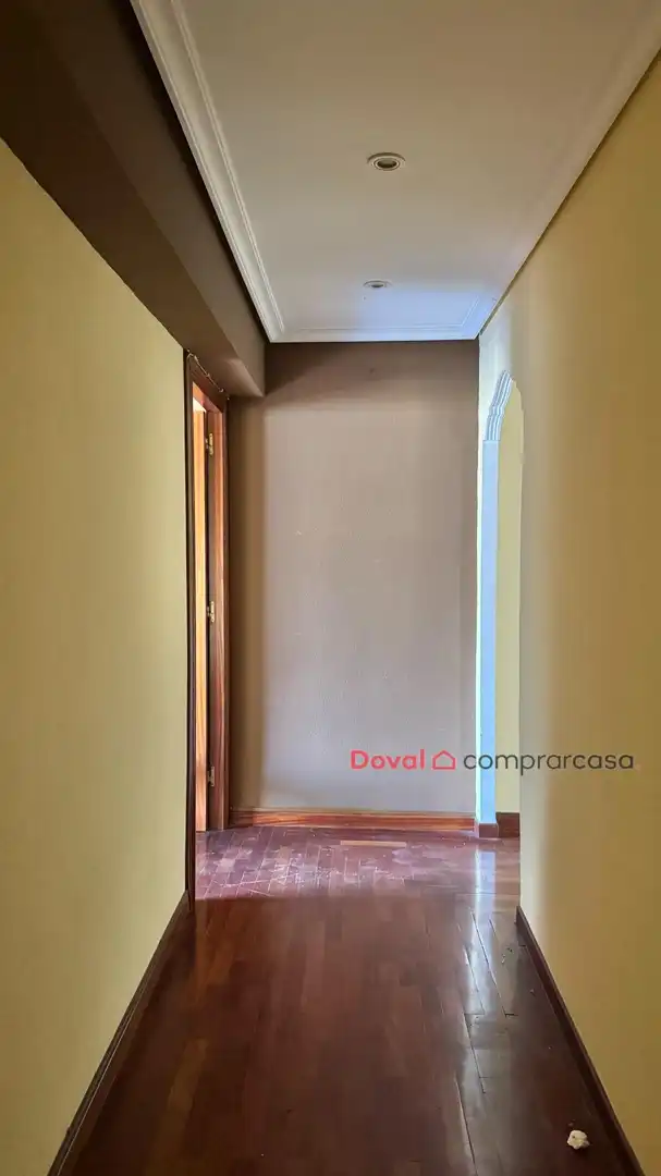 Flat for sale in Vigo   with Parquet flooring