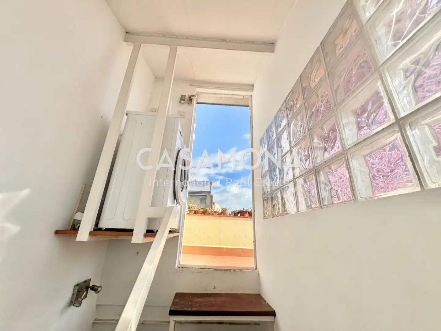 Terrasse von Maisonette zum Verkauf in Barcelona mit Klimaanlage, Terrasse und Balkon