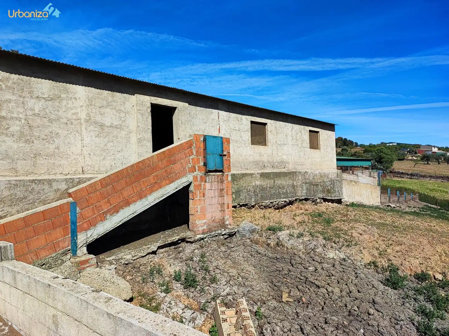 Exterior view of Land for sale in Salvaleón