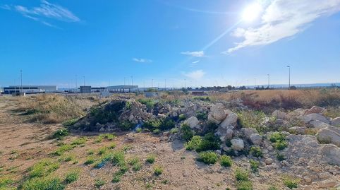Foto 3 de Terreno industrial en venta en Urbanitzacions i Pedanies Nord, Alzira