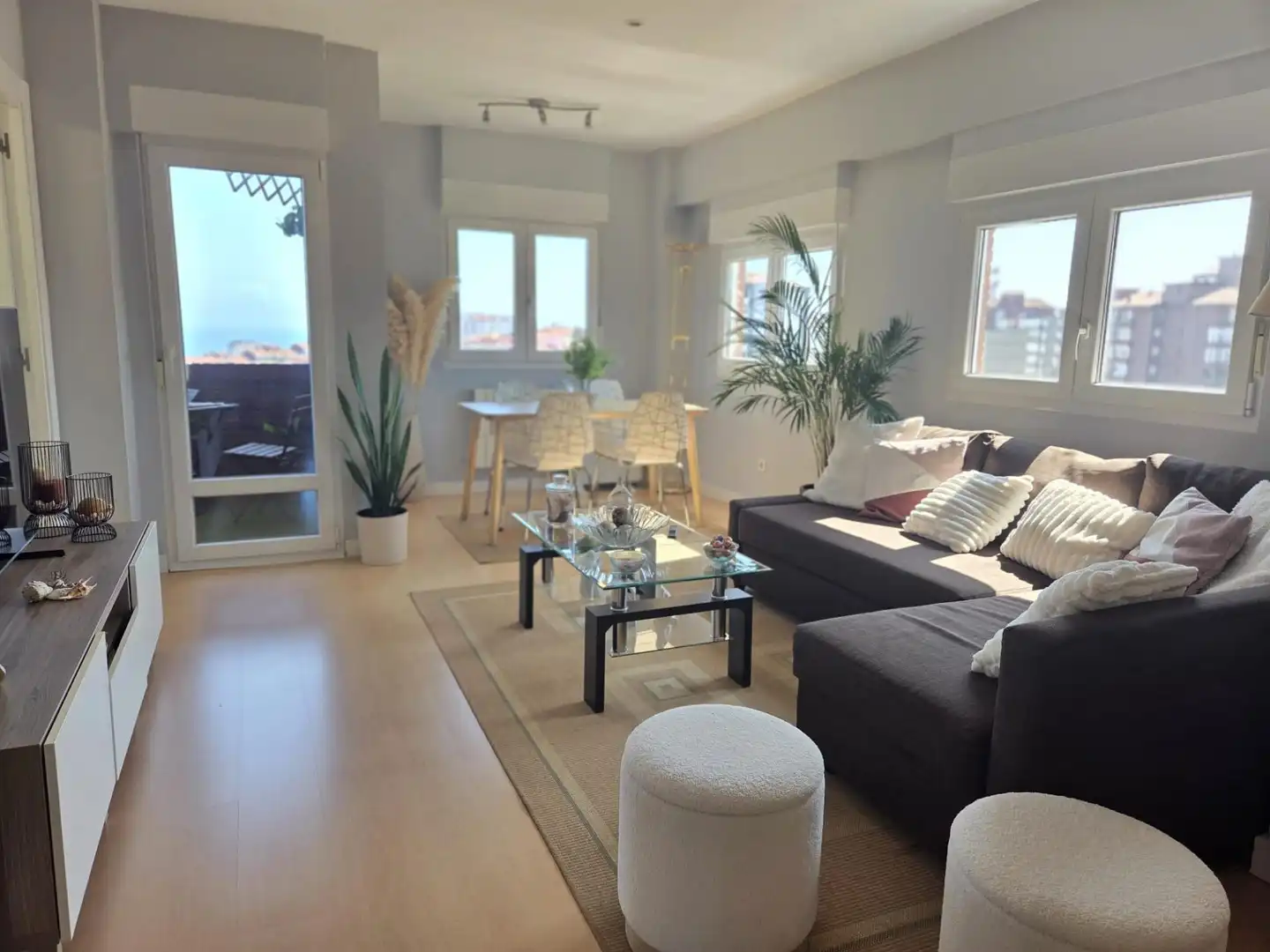 Flat for rent in Calle FERNANDO RIOS, Los Castros