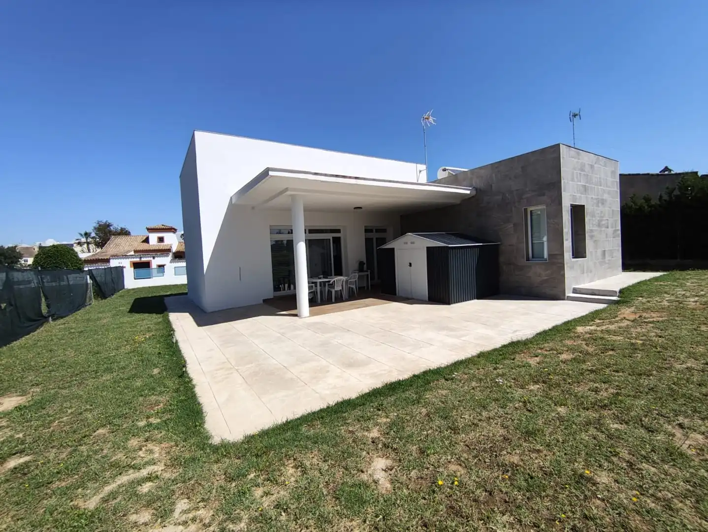 Exterior view of Houses for sale in Aznalcázar  with Air Conditioner, Heating and Private garden