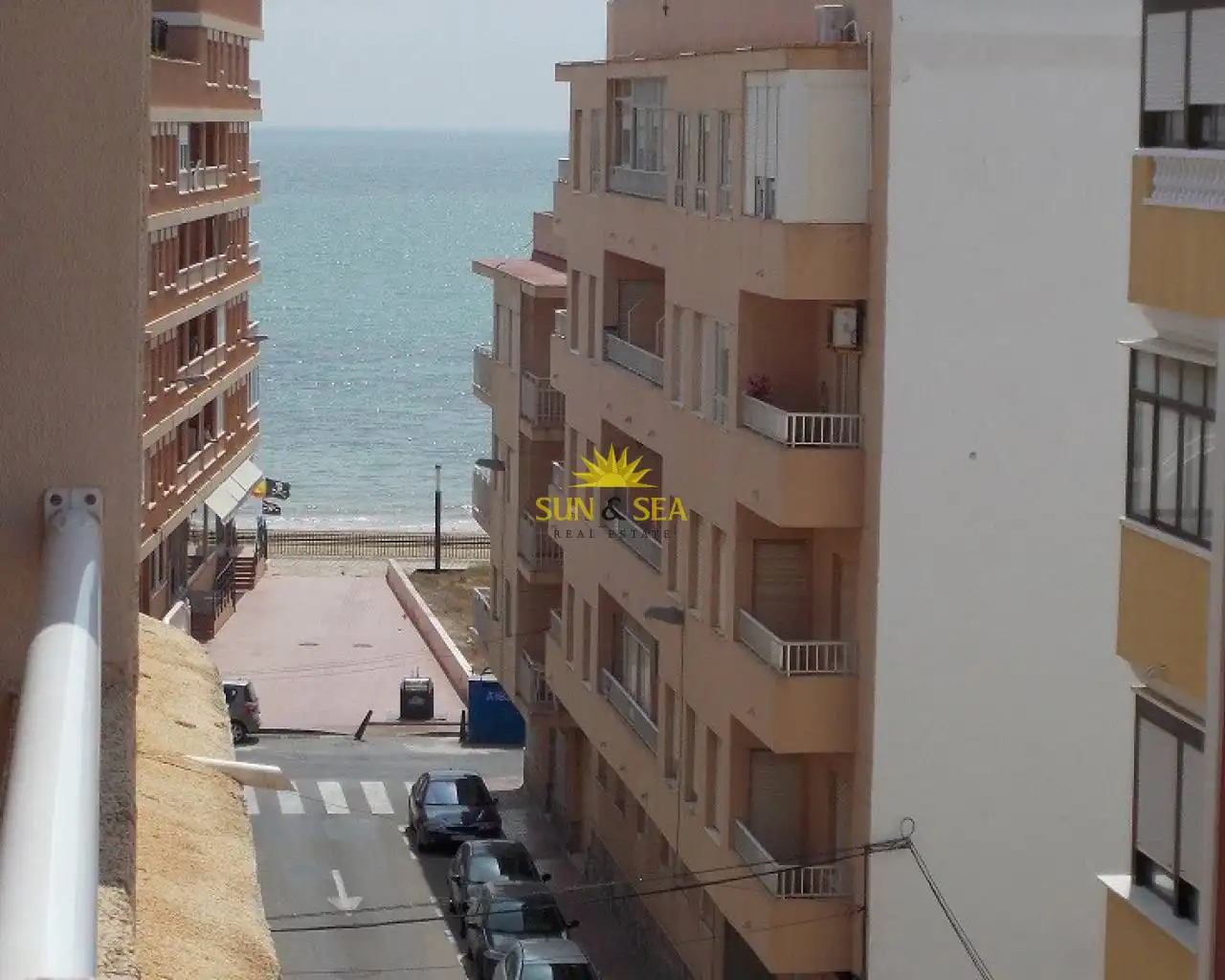 Vista exterior de Pis de lloguer en Torrevieja amb Aire condicionat, Calefacció i Terrassa