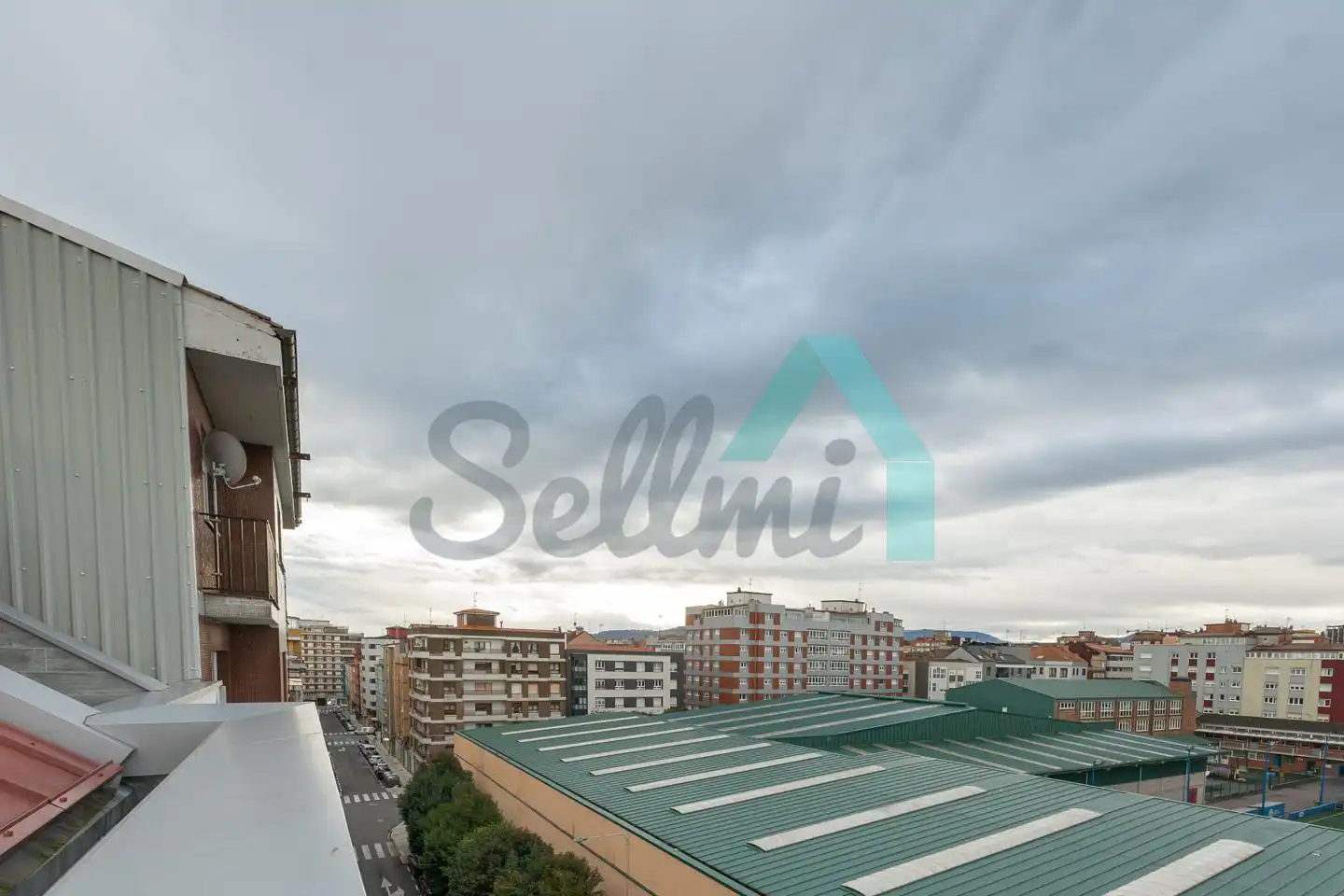 Attic for rent in Rendueles Llanos, Ceares
