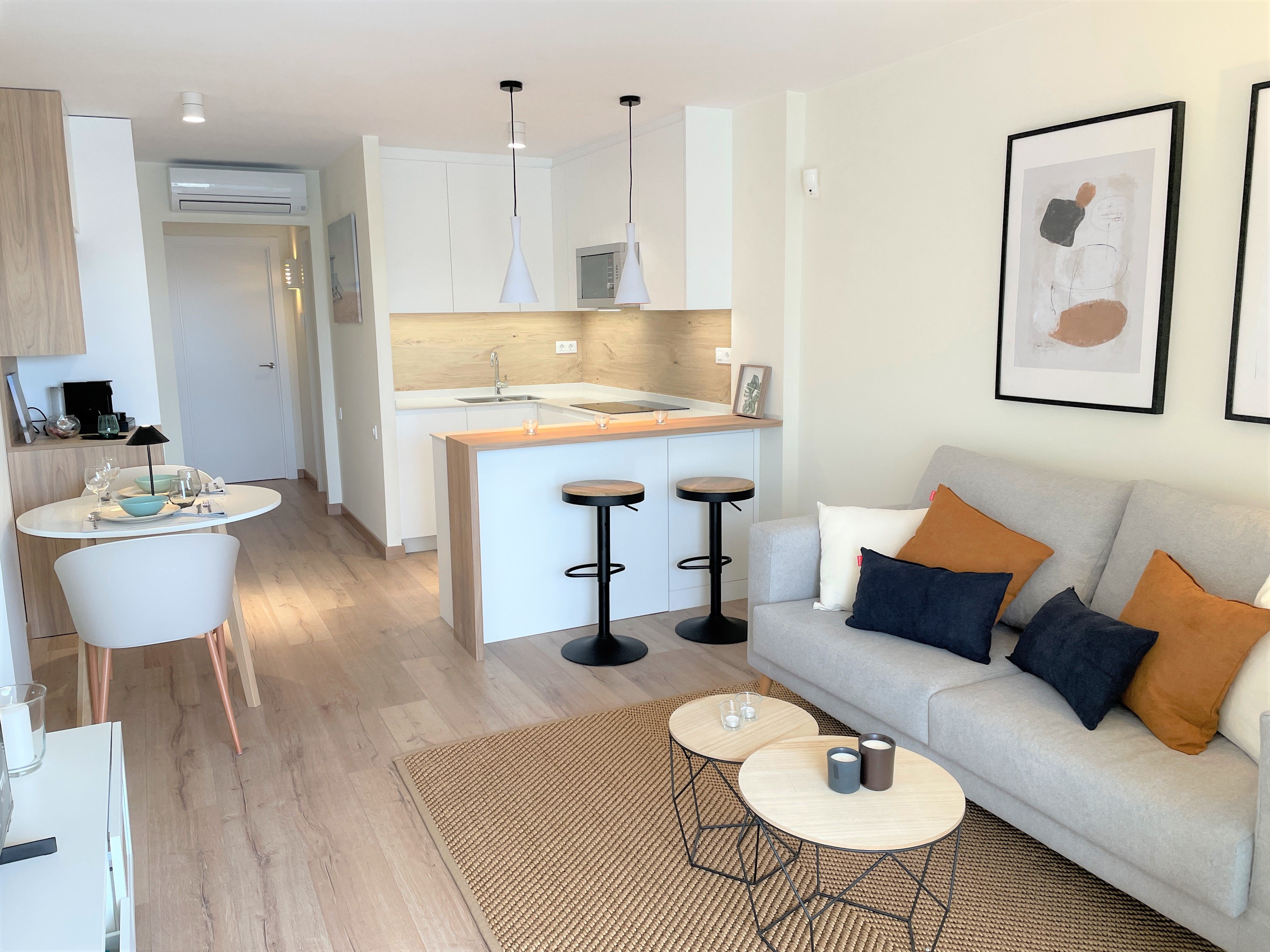 Living room of Apartment to rent in Castelldefels  with Air Conditioner, Heating and Private garden