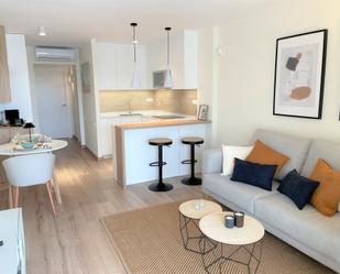 Sala d'estar de Apartament de lloguer en Castelldefels amb Aire condicionat, Calefacció i Jardí privat