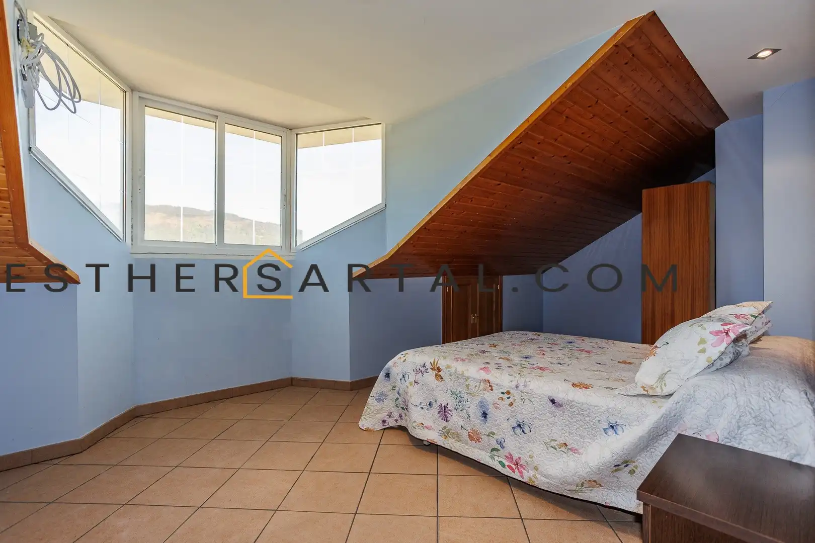 Casa amb terrassa en venda a Lugar Boedes 12, imagen 9