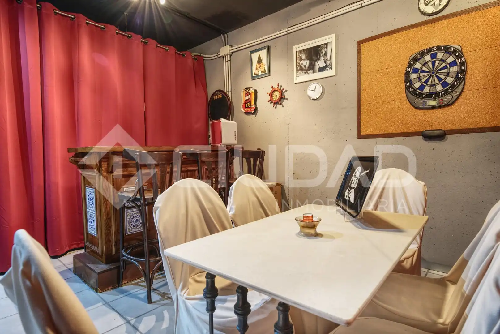 Casa o xalet en venda en Castilleja de la Cuesta amb Aire condicionat, Jardí privat i Terrassa