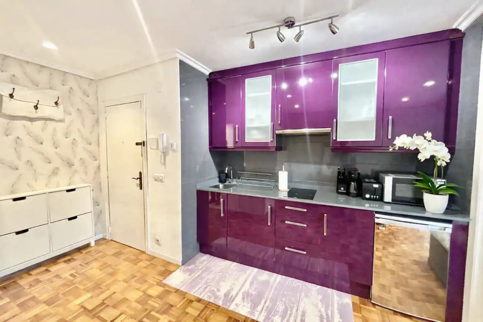 Cocina de Ático en venta en Oviedo  con Calefacción y Parquet