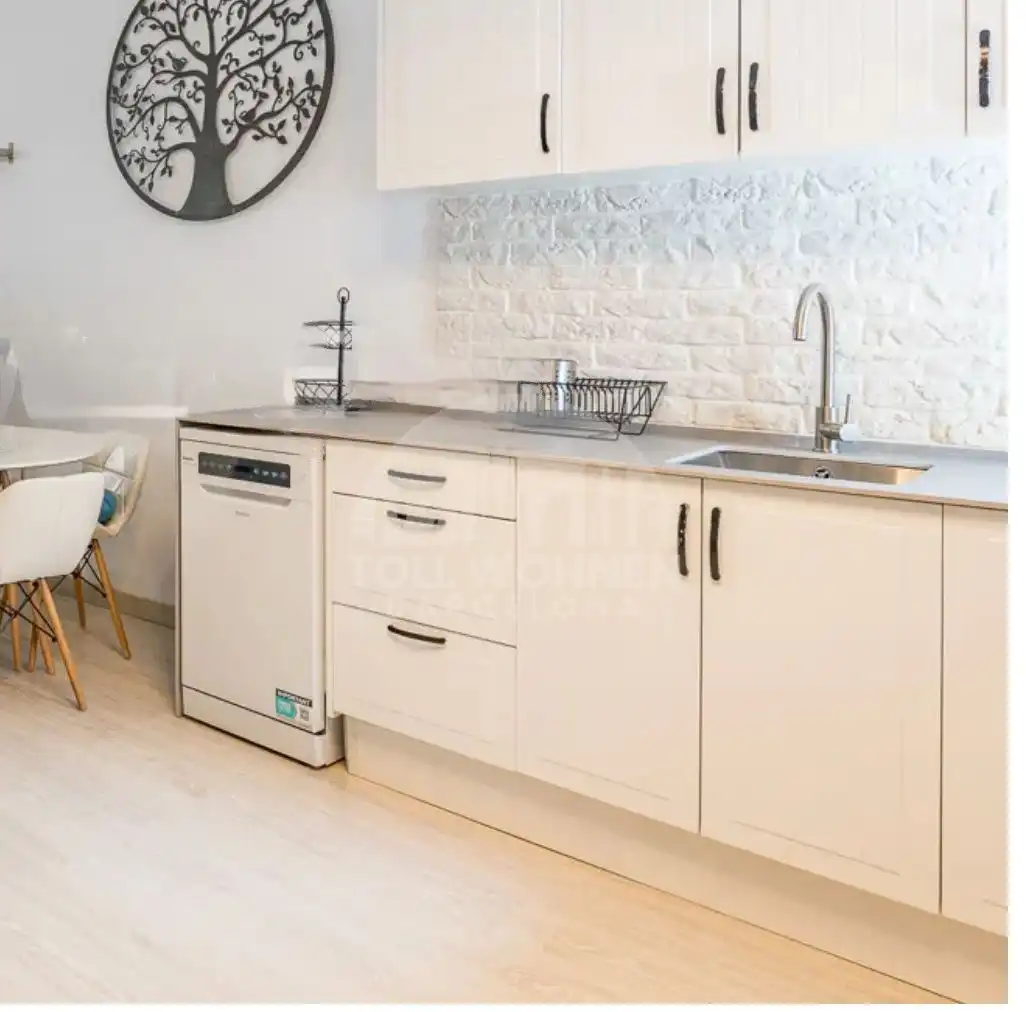 Cocina de Piso en venta en Barcelona con Terraza, Amueblado y Balcón