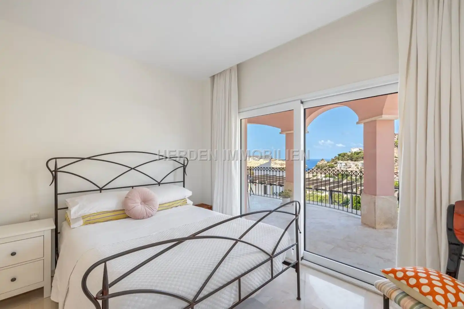 Bedroom of Flat for sale in Andratx  with Heating, Terrace and Storage room