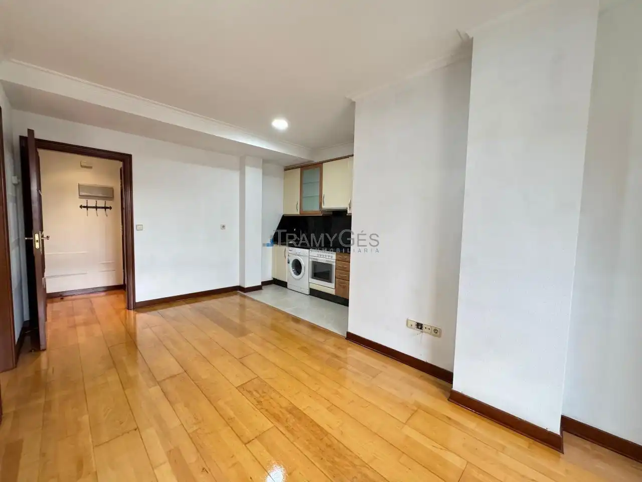 Apartament en venda en Vigo  amb Calefacció, Parquet i Traster