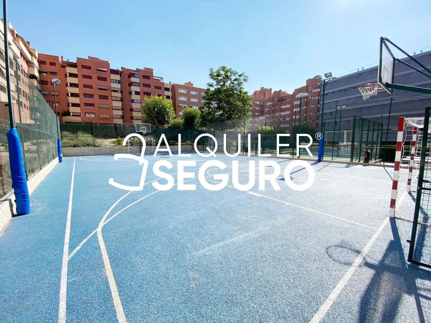 Parkplatz von Wohnung zur Miete in Madrid mit Klimaanlage, Heizung und Terrasse
