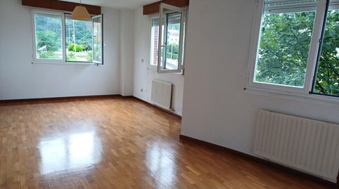 Foto 3 de Piso de alquiler en Alisal - San Román, Santander