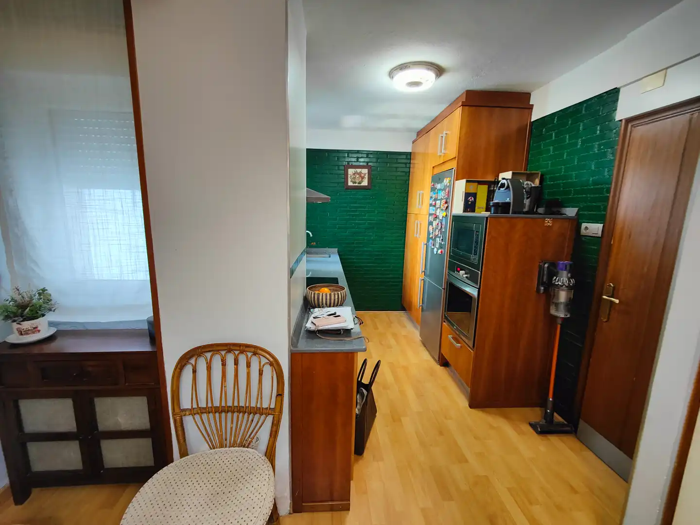 Cuina de Pis en venda en Santander amb Parquet, Moblat i Forn