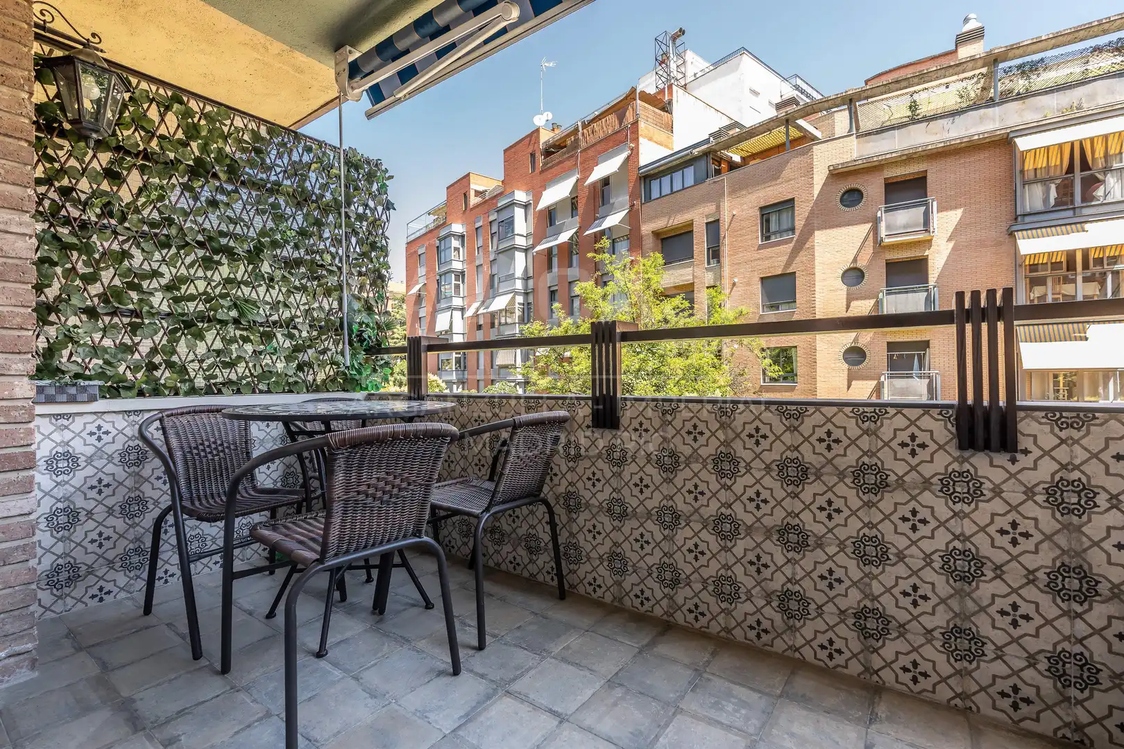 Terrassa de Pis en venda en Madrid amb Calefacció, Terrassa i Traster