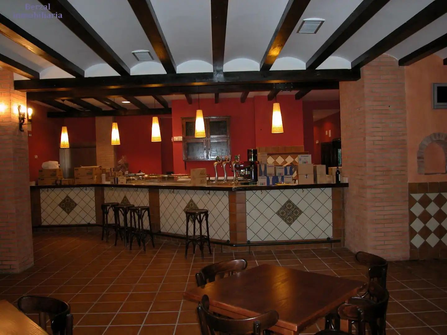 Commercial properties for sale in Galilea  with Air Conditioner and Furnished