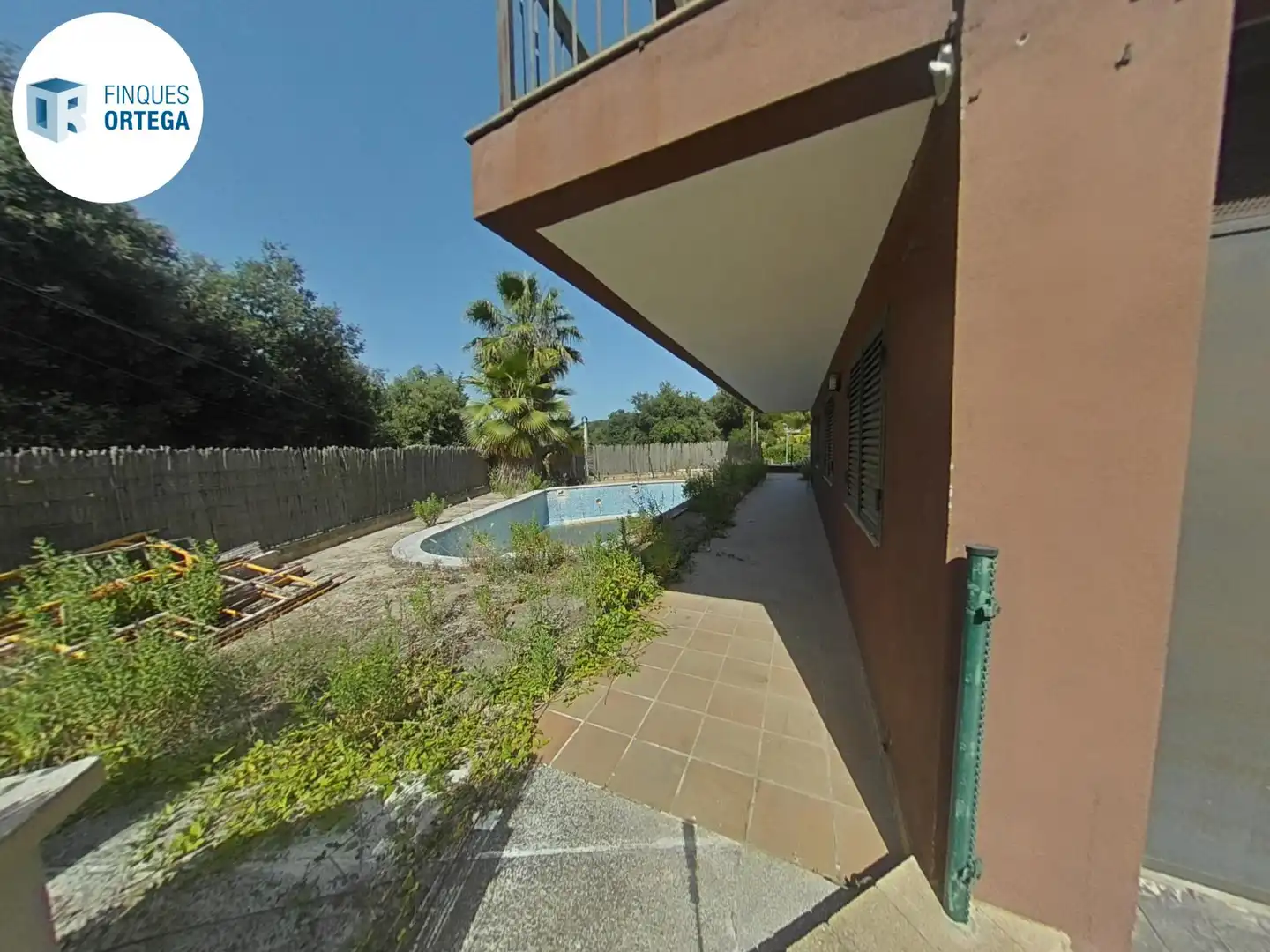 Piscina de Casa o chalet en venta en Llinars del Vallès