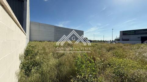 Foto 2 von Fabrik Grundstücke zum Verkauf in Calle Sierra de Calvitero, 2, Arco Norte - Avda. España, Dos Hermanas