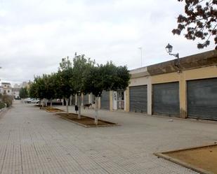 Vista exterior de Local en venda en  Sevilla Capital