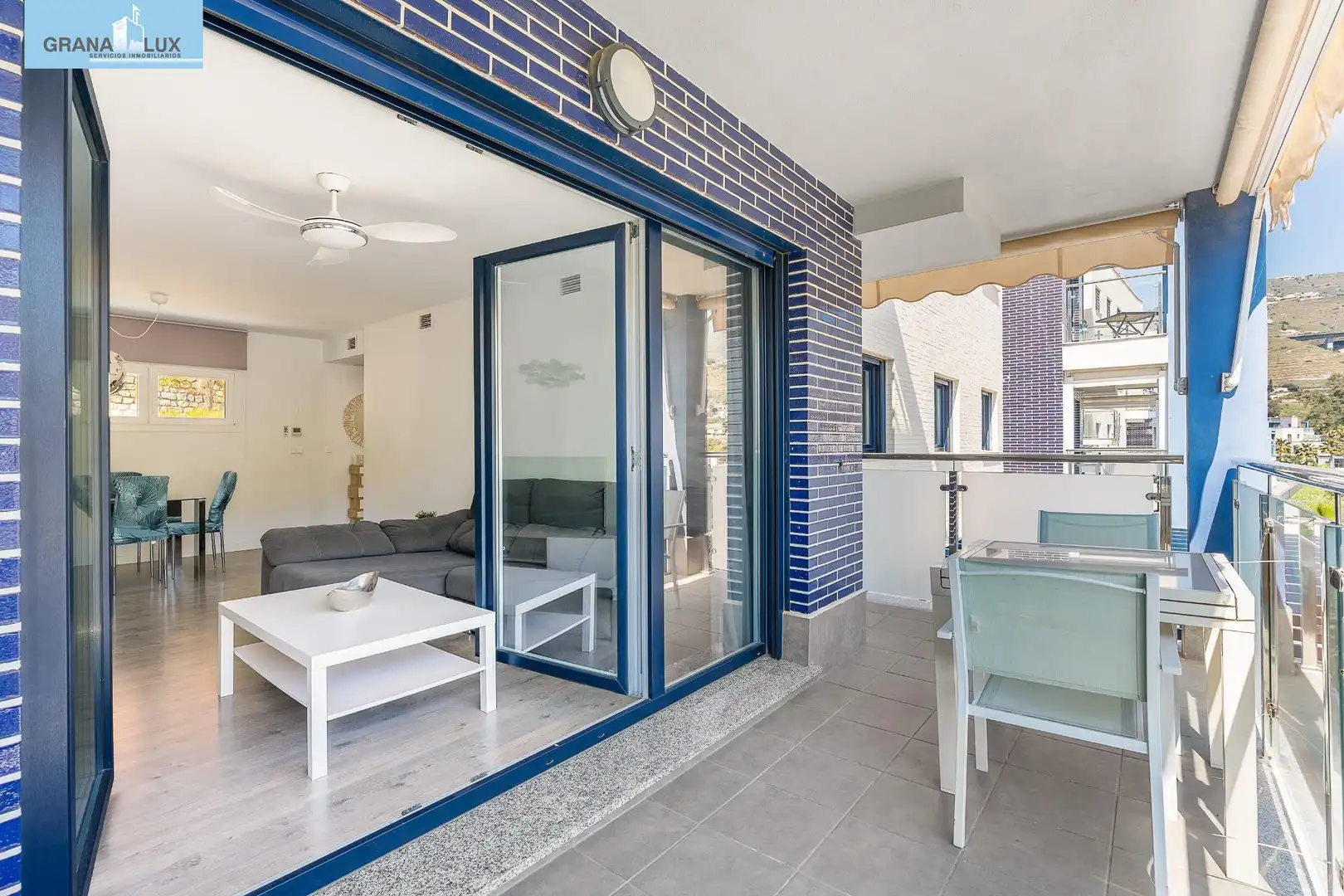 Terrasse von Wohnung zum Verkauf in Almuñécar mit Terrasse, Abstellraum und Balkon