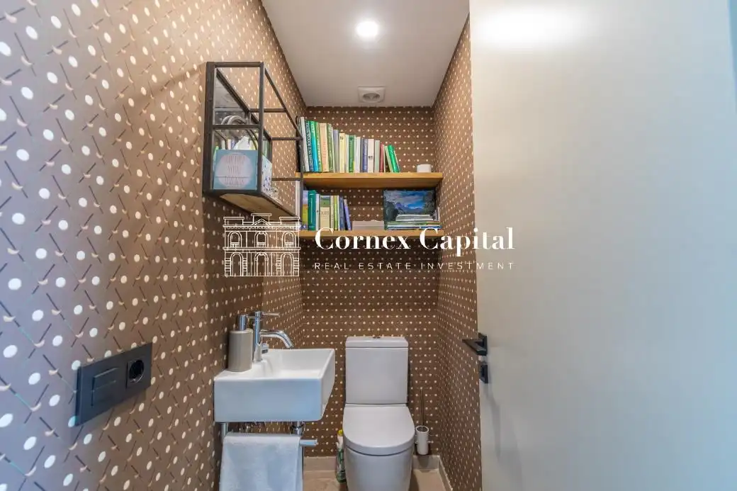 Baño de Dúplex en venta en Gualta con Calefacción, Jardín privado y Terraza