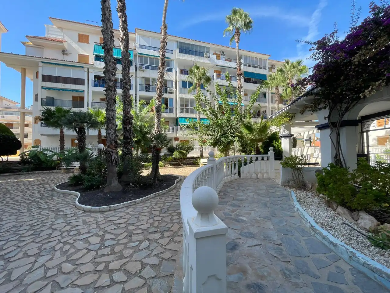Apartament amb terrassa en venda a La Mata, imagen 33