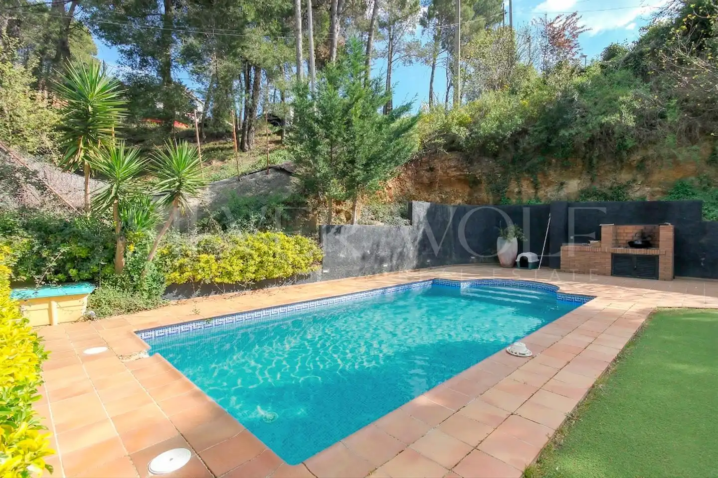 House with pool for sale in Carrer República Argentina, imagen 2