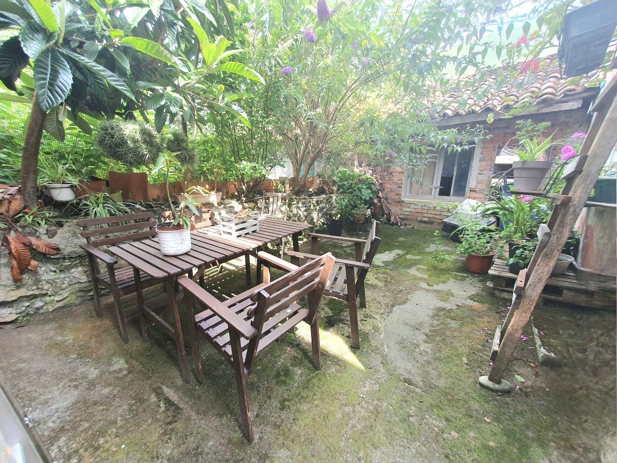 Terrassa de Casa o xalet en venda en Belmonte de Miranda amb Traster