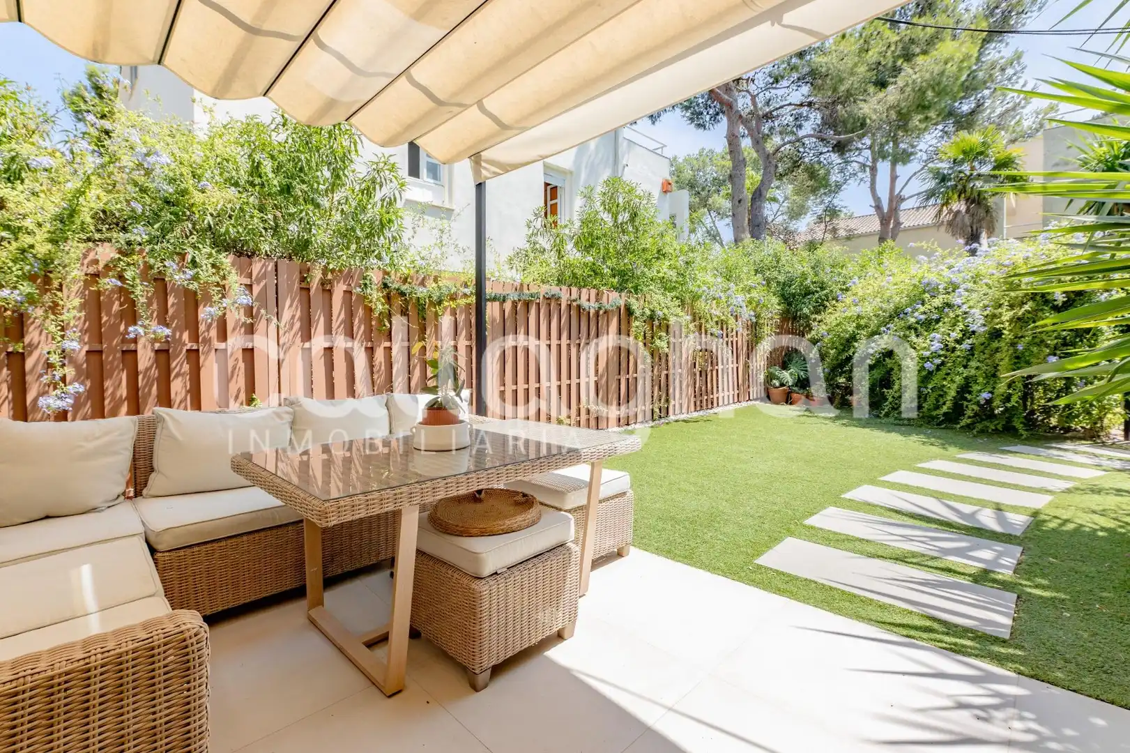 Terraza de Casa adosada en venta en Godella con Aire acondicionado, Calefacción y Jardín privado