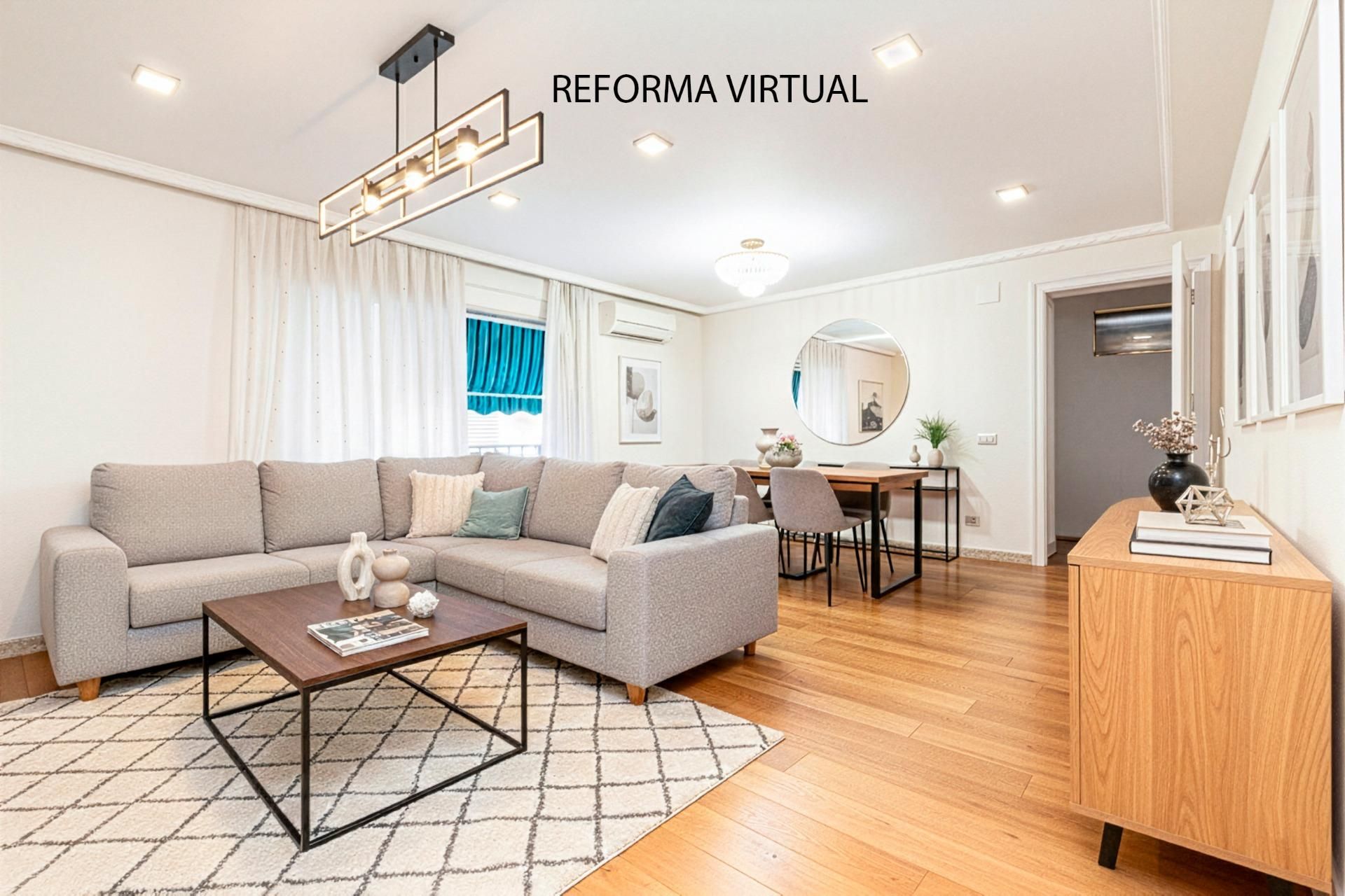 Sala d'estar de Pis en venda en Burjassot amb Balcó