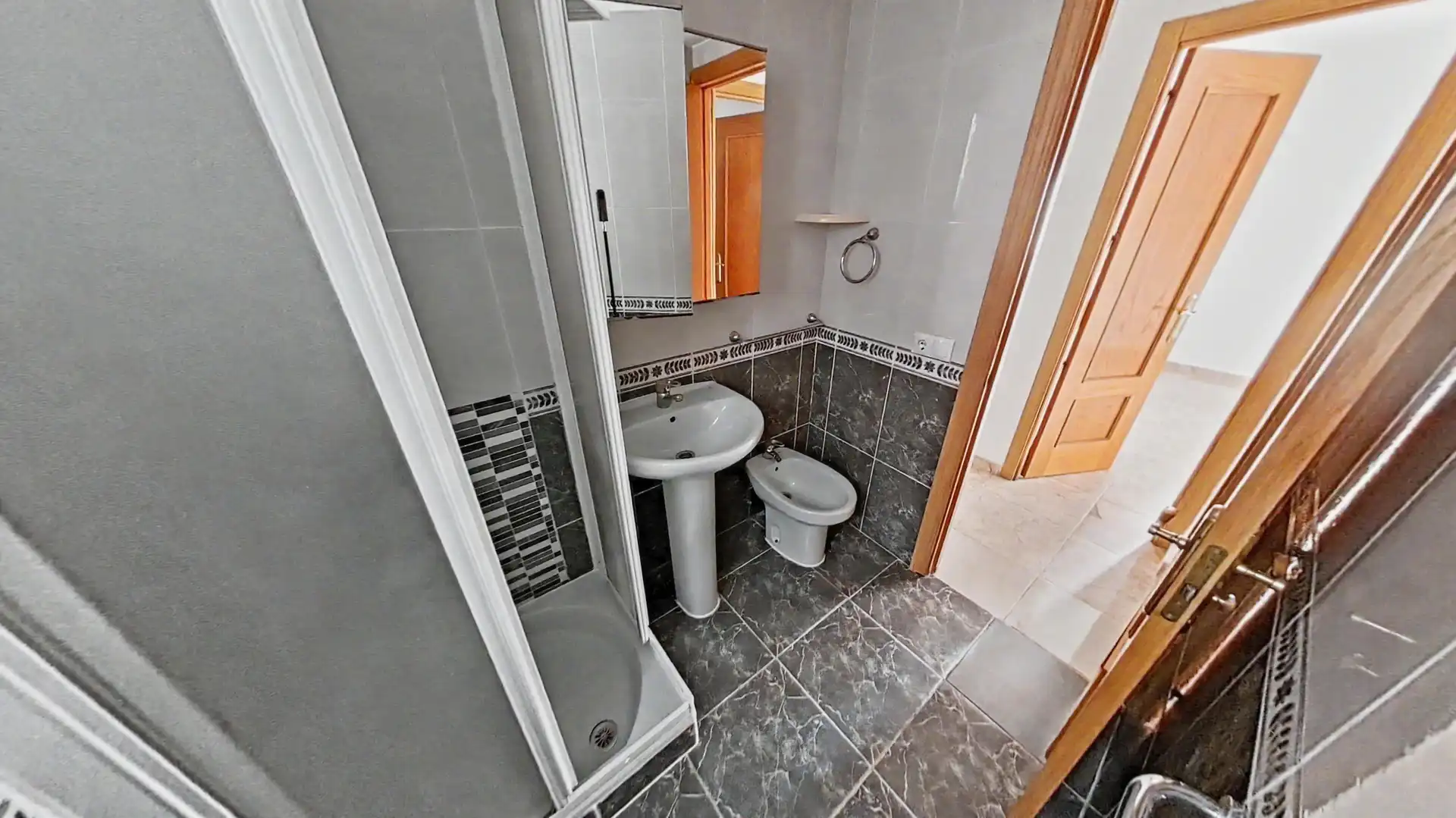Bathroom of Flat for rent in Madrid  with Pets allowed